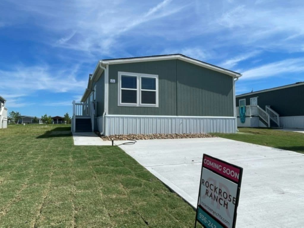 Manufactured home in Willis, TX 77318