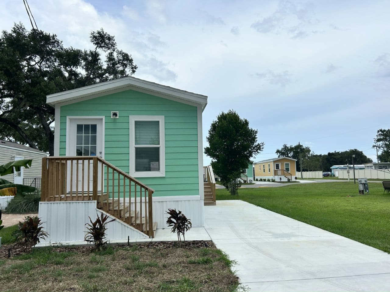 Manufactured home in Dade City, FL 33523