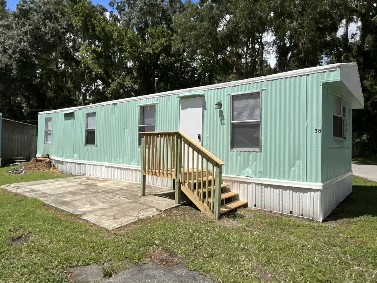 Manufactured home in Brooksville, FL 34601