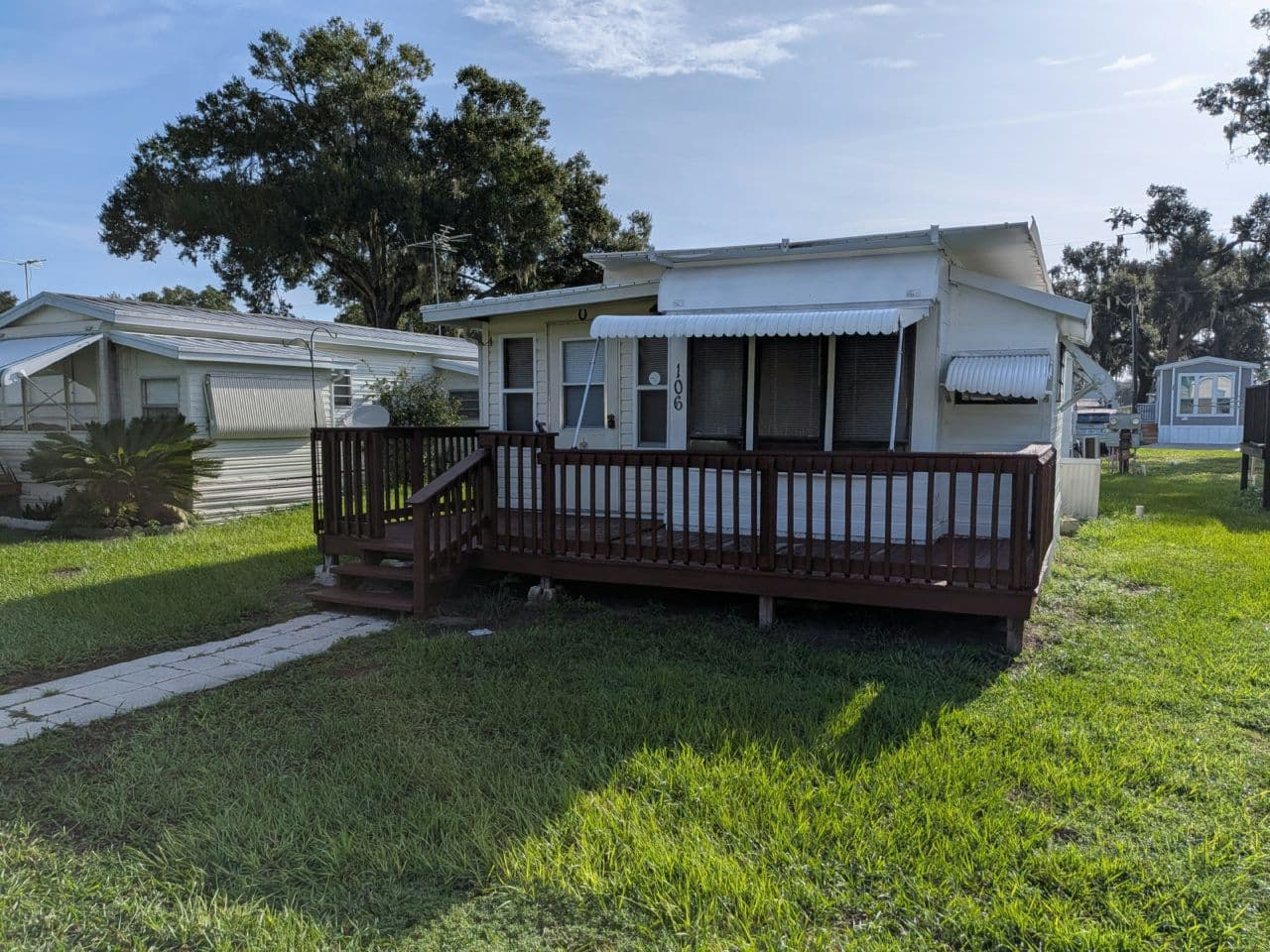 Manufactured home in Dade City, FL 33523