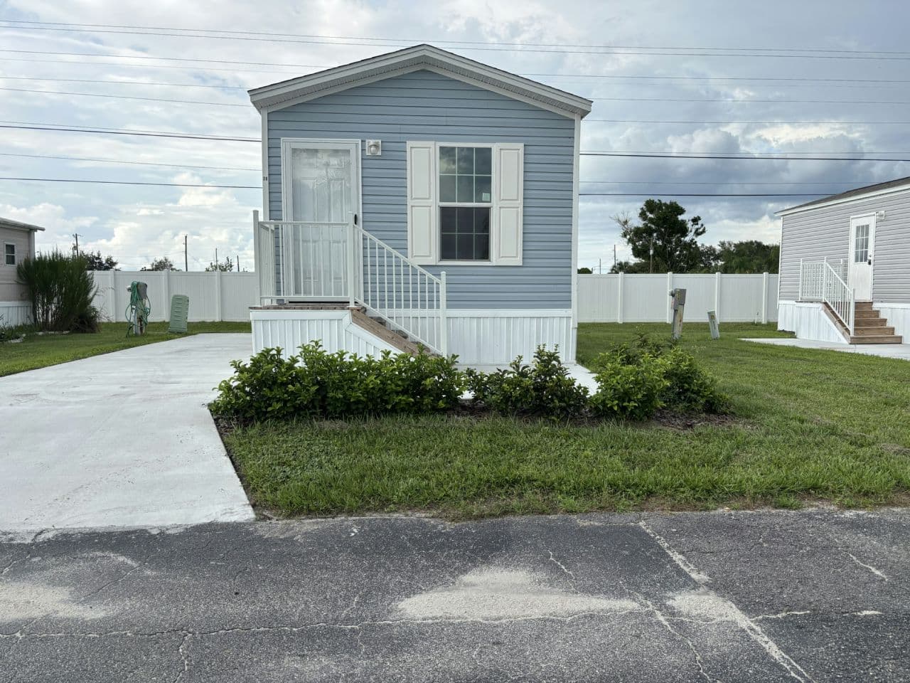 Manufactured home in Lake Placid, FL 33852