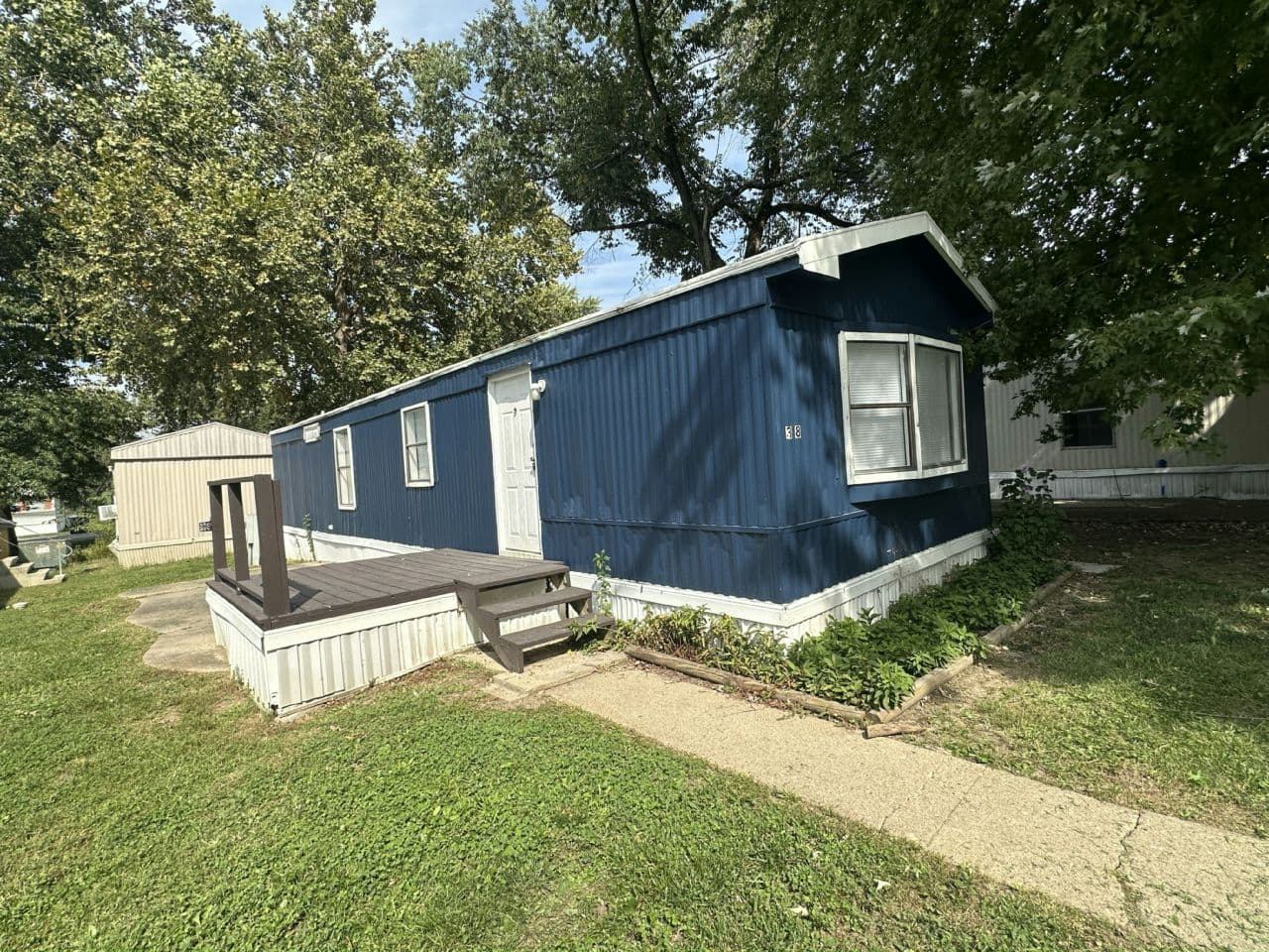 Manufactured home in Greencastle, IN 46135