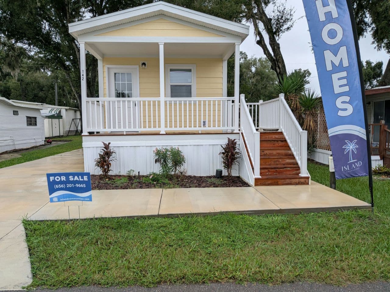 Manufactured home in Dade City, FL 33523