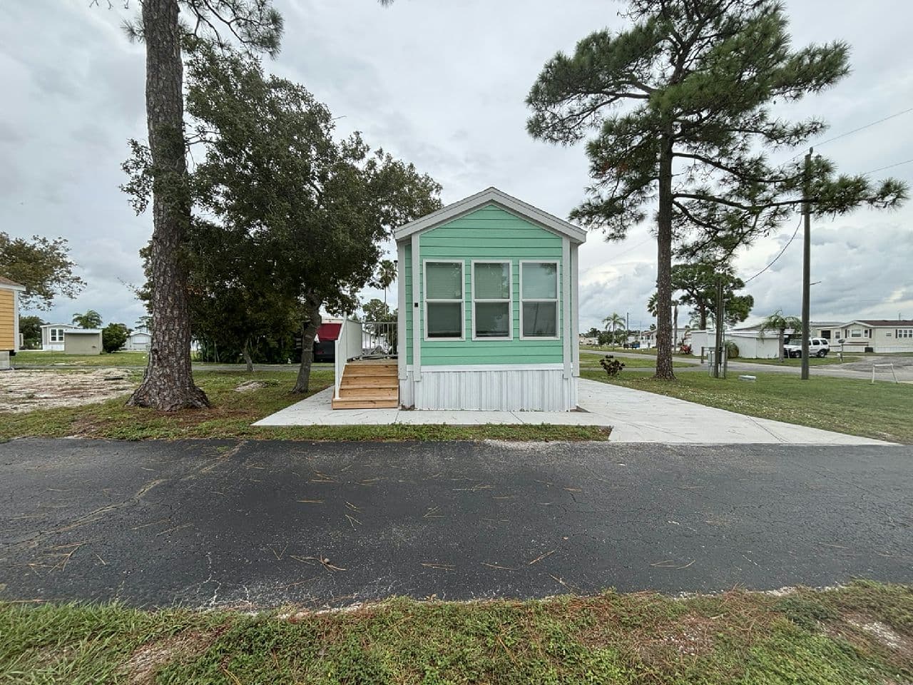 Manufactured home in Lake Placid, FL 33852