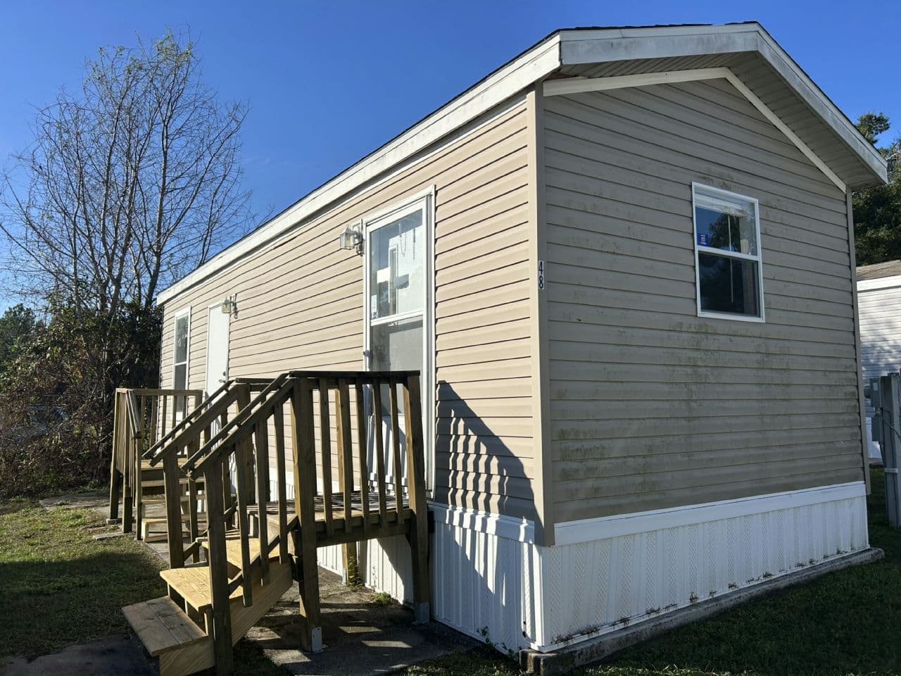 Manufactured home in Zephyrhills, FL 33541