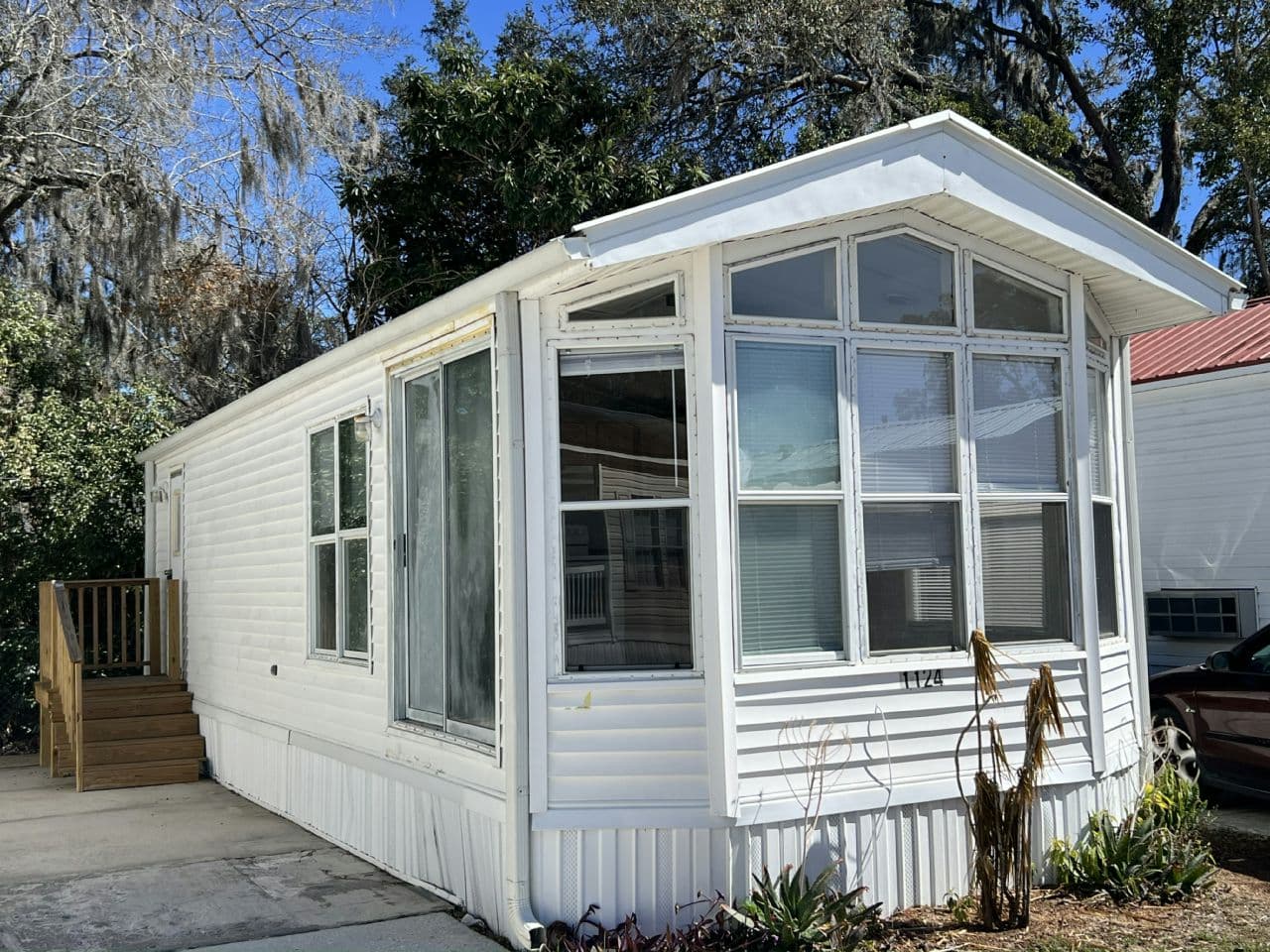 Manufactured home in Avon Park, FL 33825