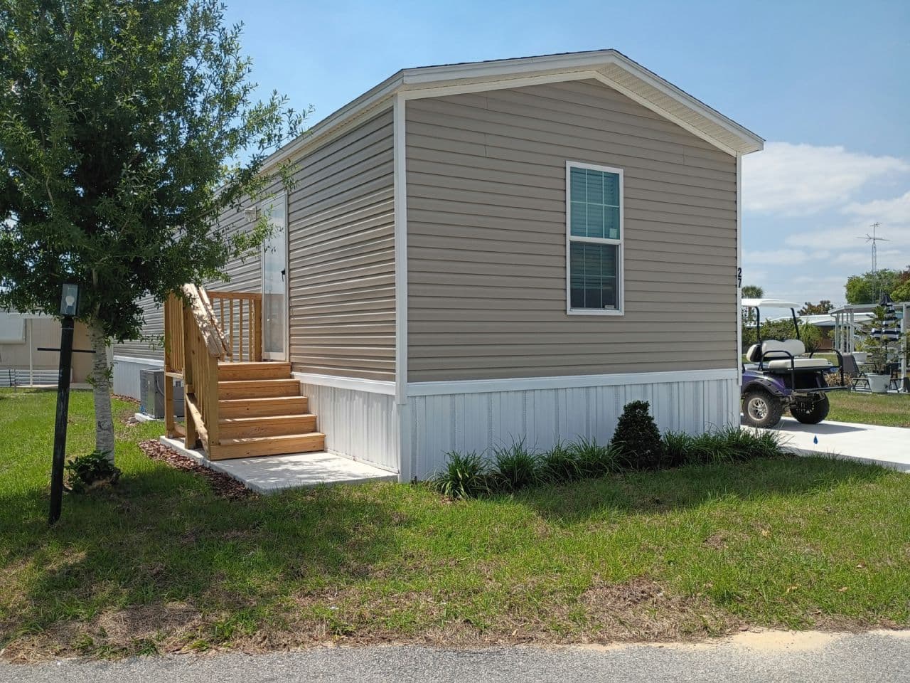 Manufactured home in Lake Placid, FL 33852