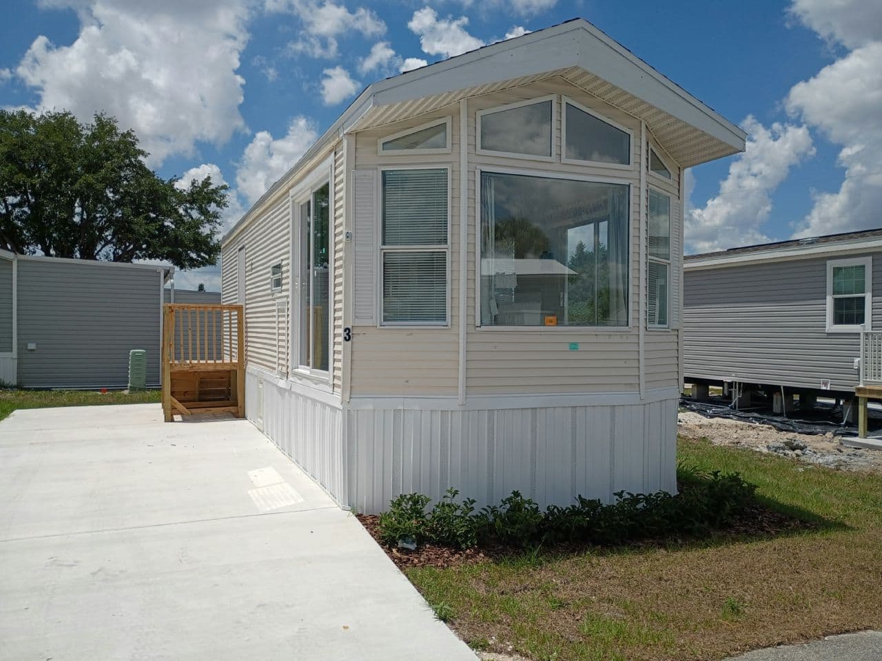 Manufactured home in Lake Placid, FL 33852