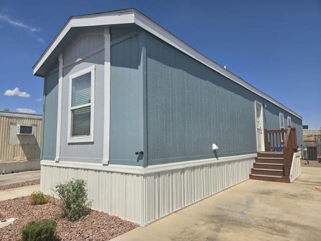 Manufactured home in Las Vegas, NV 89115