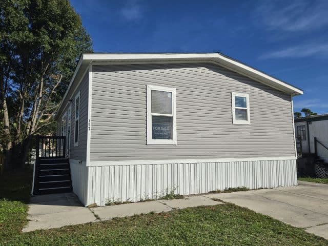 Manufactured home in Gibsonton, FL 33534