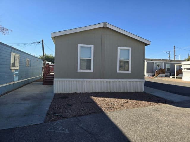 Manufactured home in North Las Vegas, NV 89030