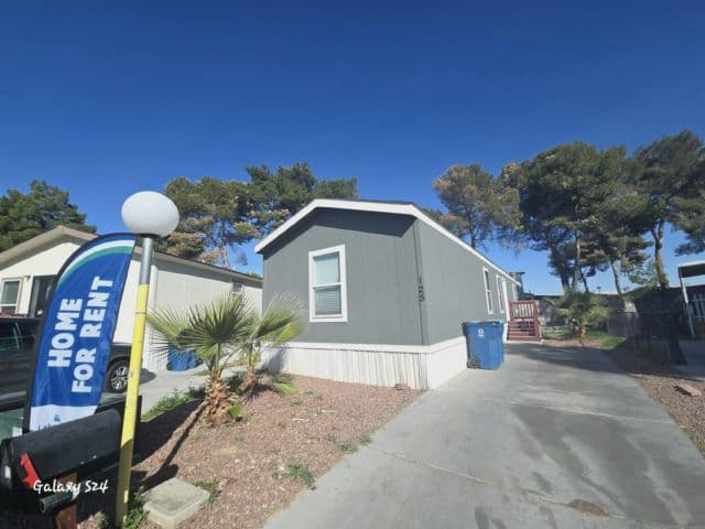 Manufactured home in Las Vegas, NV 89110