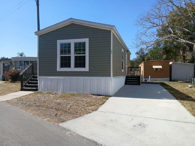 Manufactured home in Orlando, FL 32828