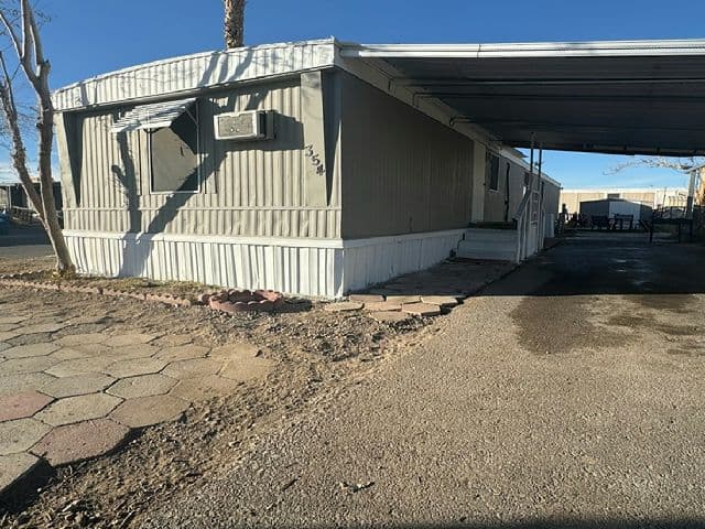 Manufactured home in Las Vegas, NV 89115