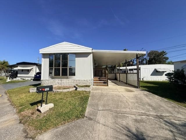 Manufactured home in Clearwater, FL 33759