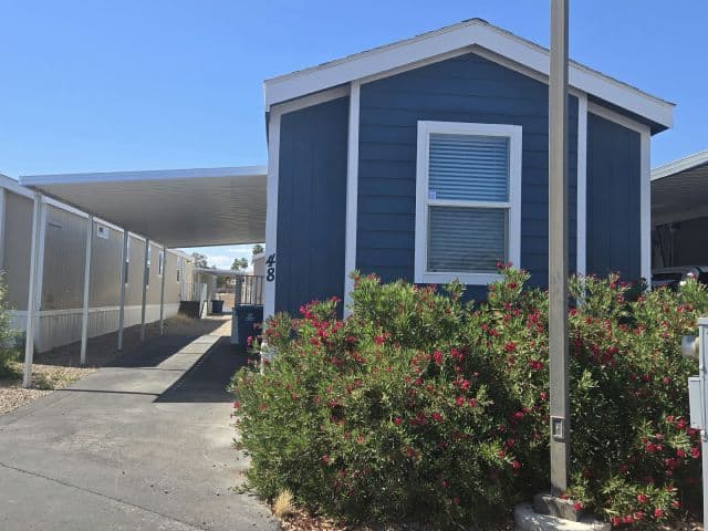 Manufactured home in Las Vegas, NV 89115