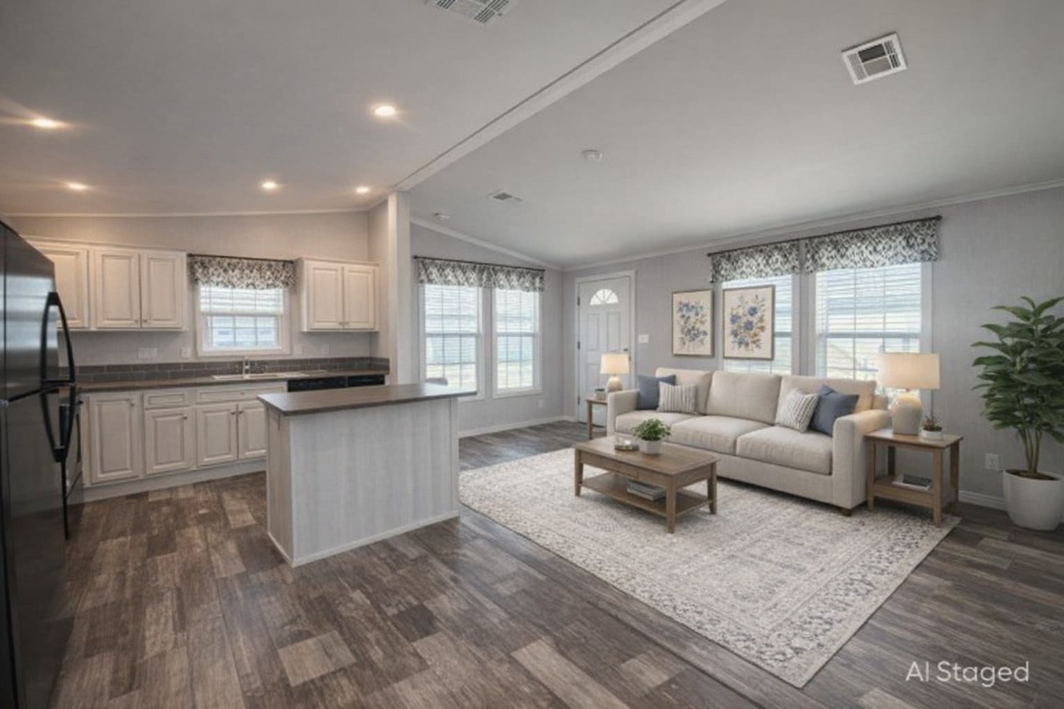 Manufactured home in St. Petersburg, FL 33709