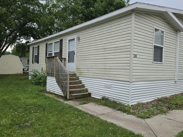 Manufactured home in Blaine, MN 55434