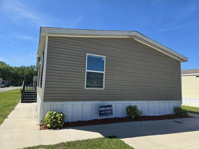 Manufactured home in Lakeland, FL 33810