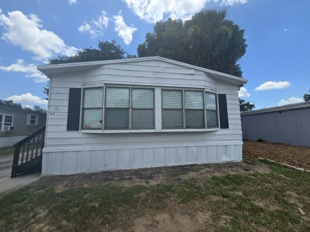 Manufactured home in Lakeland, FL 33809