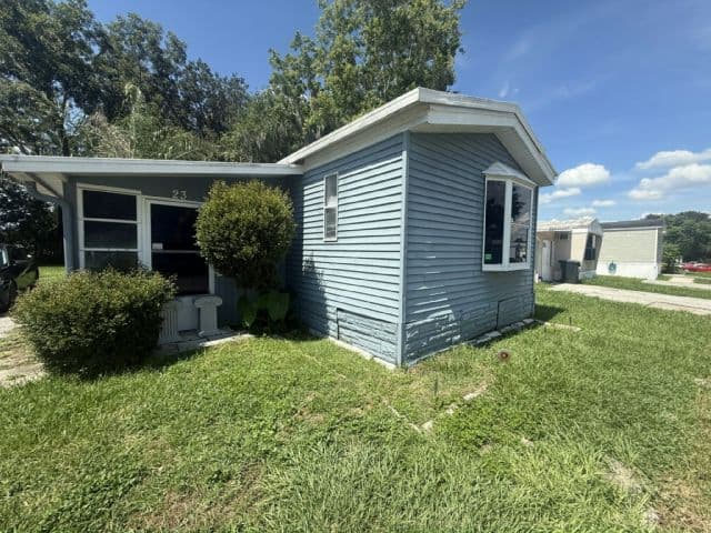 Manufactured home in Lakeland, FL 33801