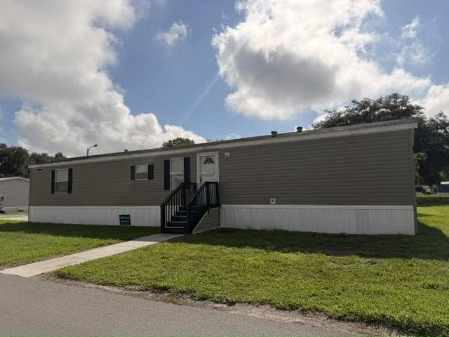 Manufactured home in Lakeland, FL 33810