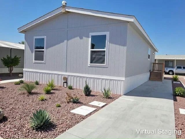 Manufactured home in Las Vegas, NV 89110