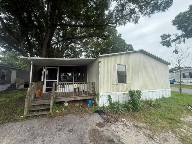 Manufactured home in Lakeland, FL 33801