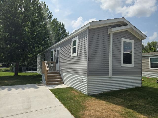 Manufactured home in Mankato, MN 56001