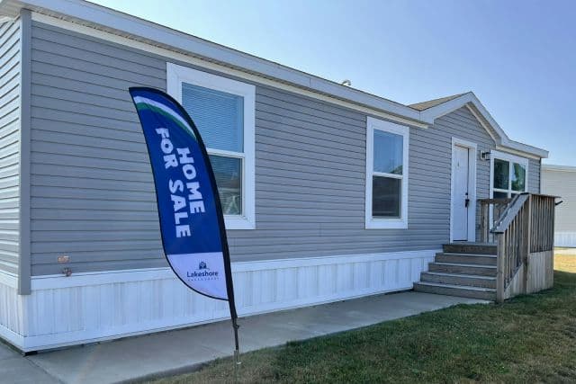 Manufactured home in Alden, NY 14004