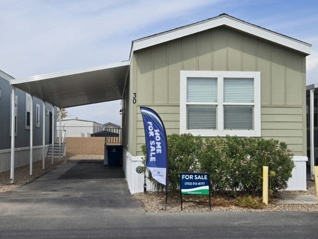 Manufactured home in Las Vegas, NV 89115