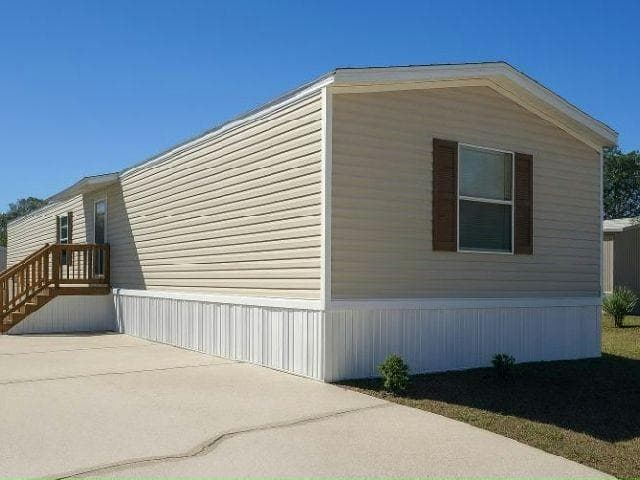 Manufactured home in Orlando, FL 32822