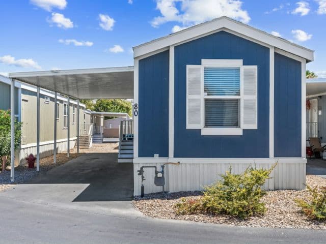 Manufactured home in Las Vegas, NV 89115