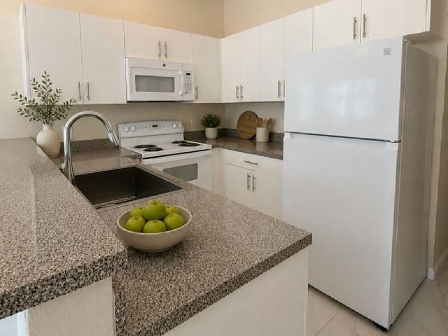 Manufactured home in Miami, FL 33150