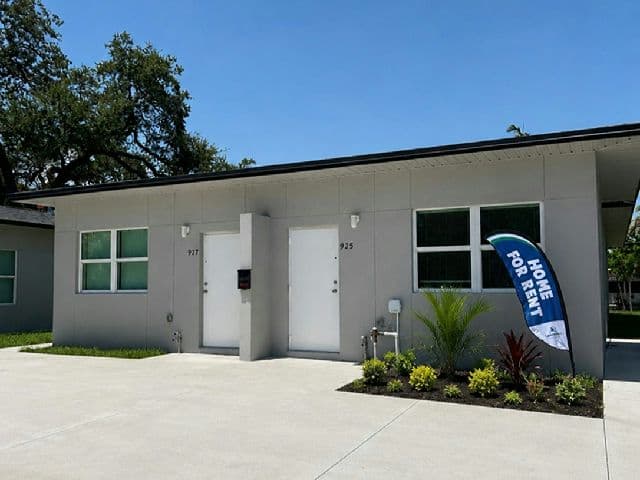 Manufactured home in Miami, FL 33150