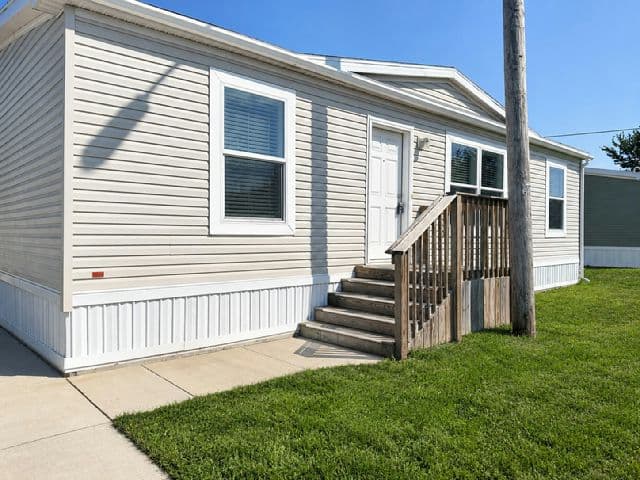 Manufactured home in Alden, NY 14004