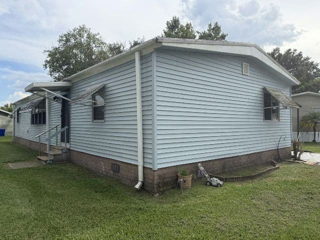 Manufactured home in Orlando, FL 32826