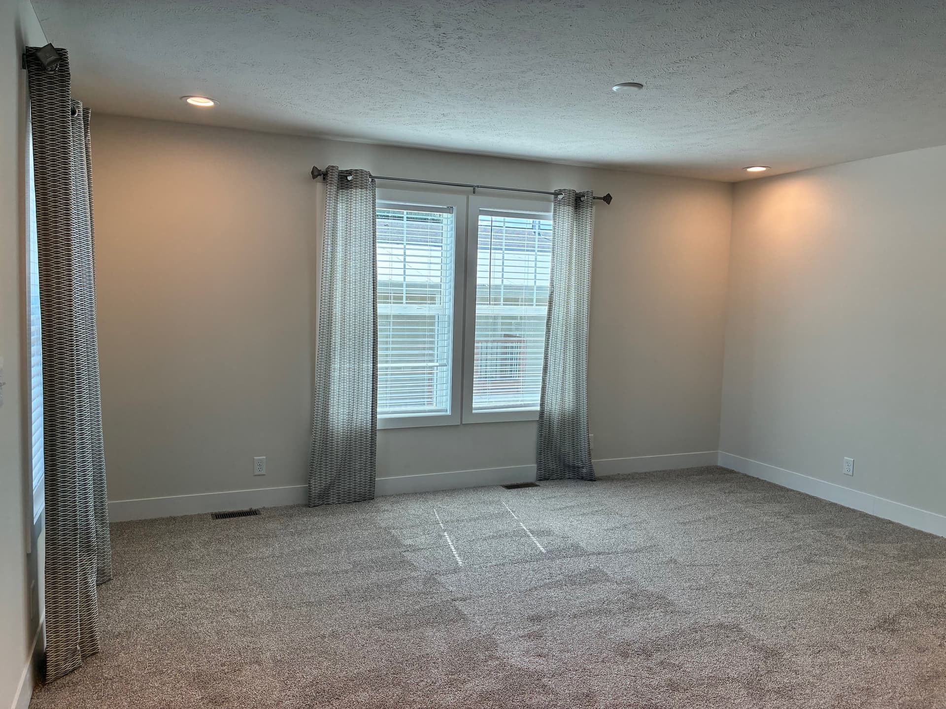 Manufactured home in Olmsted Township, OH 44138