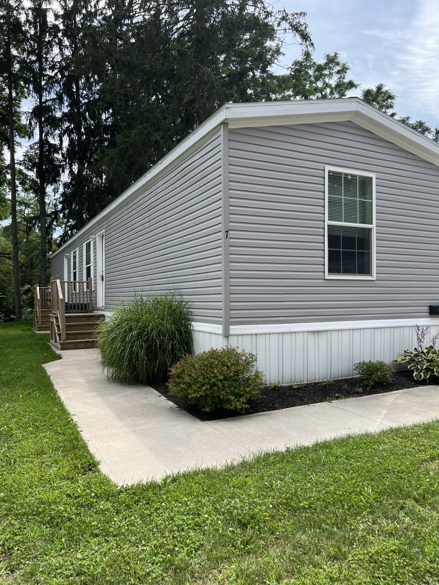 Manufactured home in Rochester, NY 14625