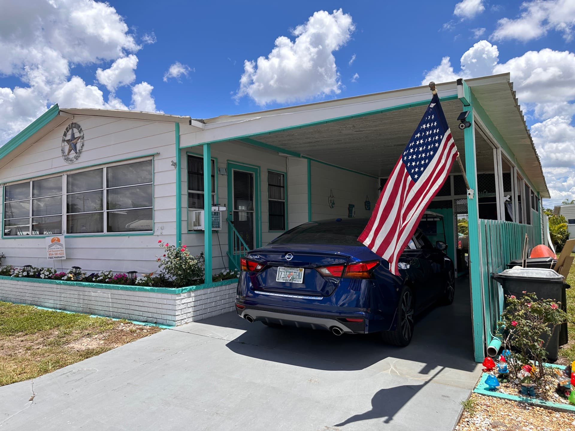 Manufactured home in N Ft Myers, FL 33917
