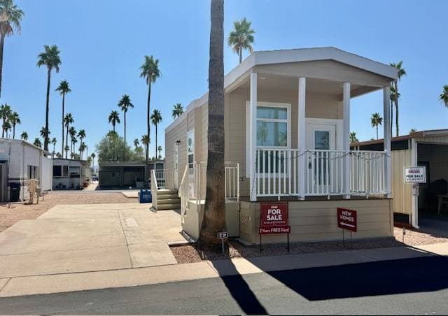 Manufactured home in Mesa, AZ 85205