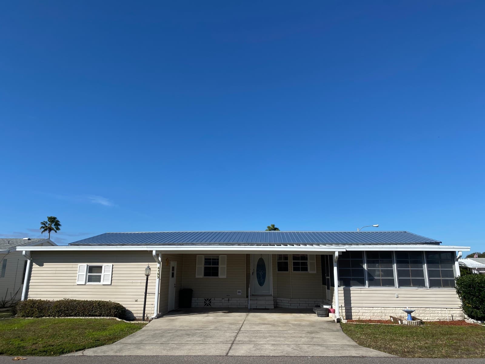 Manufactured home in Zephyrhills, FL 33541