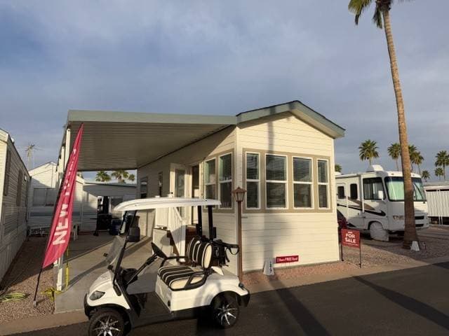 Manufactured home in Mesa, AZ 85213