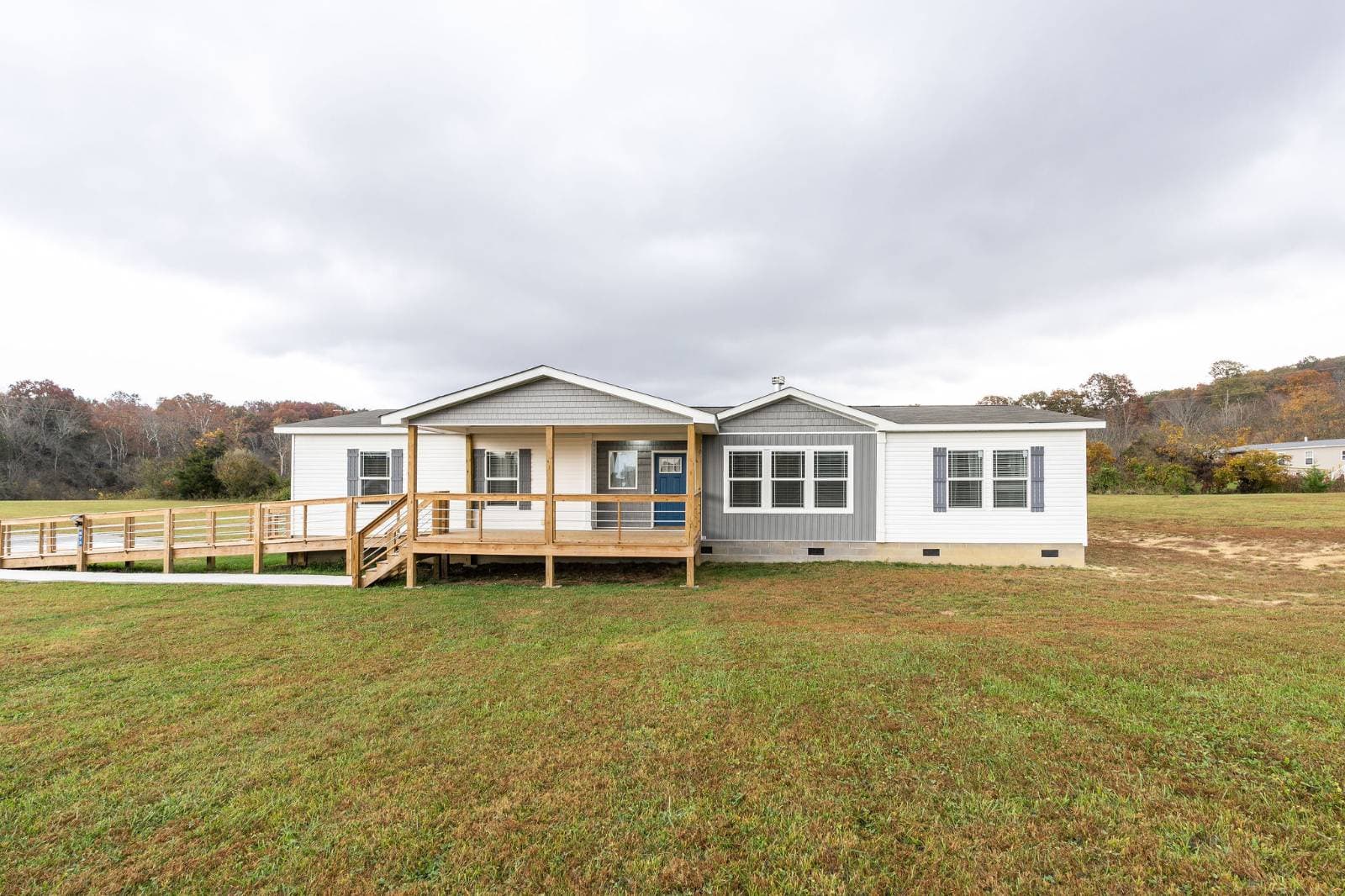 Manufactured home in Speedwell, TN 37870