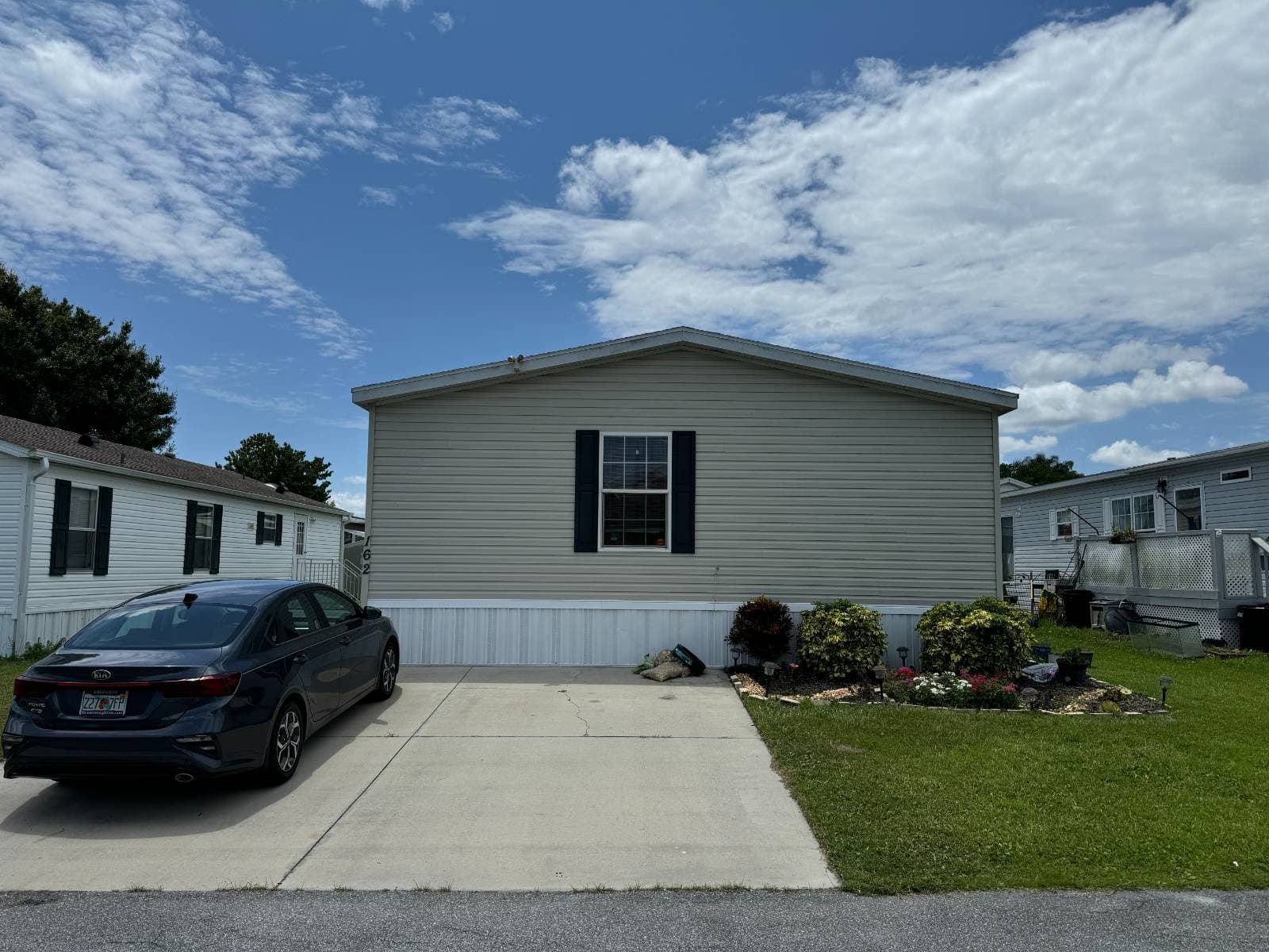Manufactured home in Sanford, FL 32773