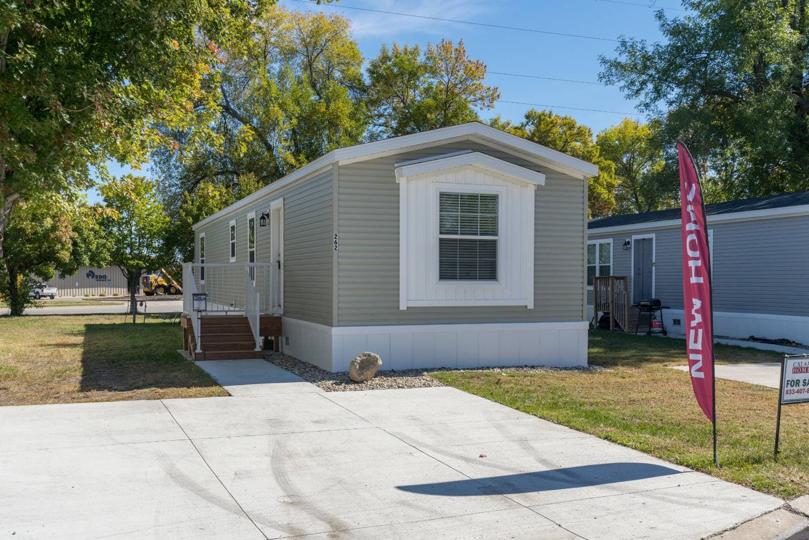 Welcome Home to 258 Kingsway Dr