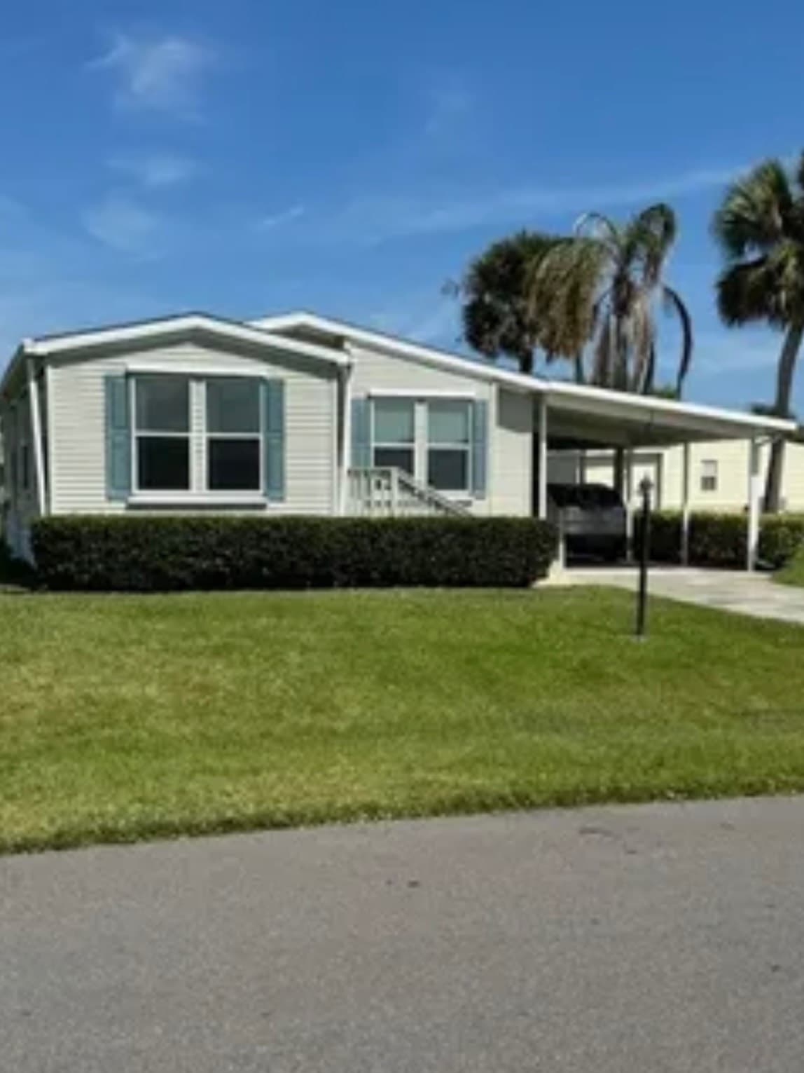 Manufactured home in Sebastian, FL 32958