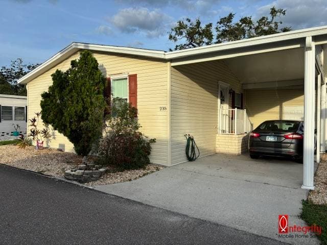 Manufactured home in Clearwater, FL 33765