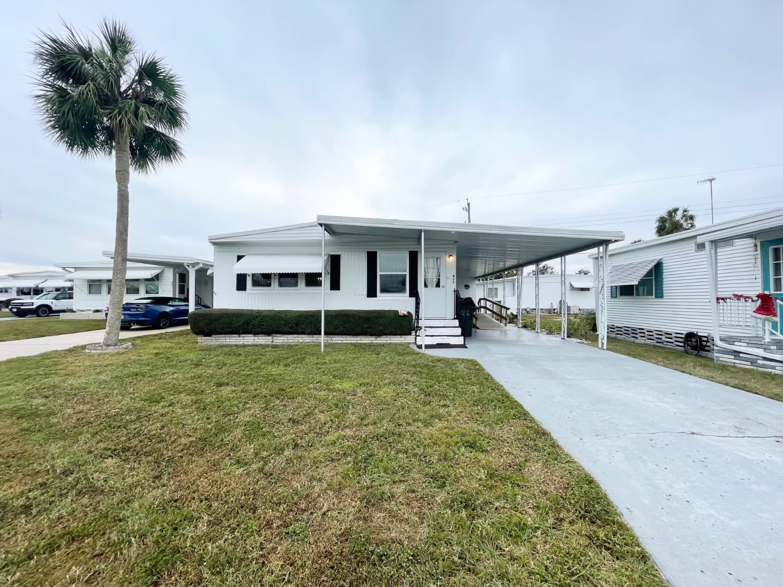 Manufactured home in Lakeland, FL 33815
