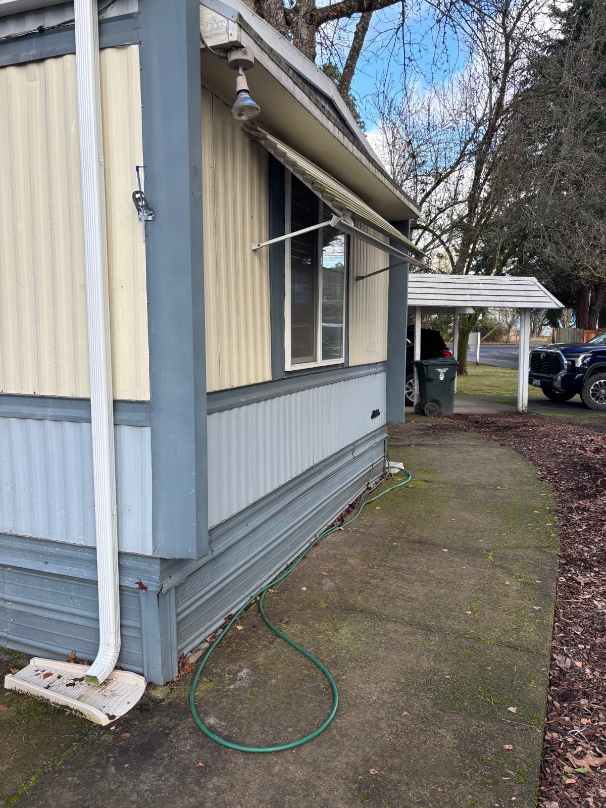 Manufactured home in Cornelius, OR 97113